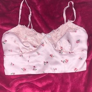Pink floral lace cropped cami buster